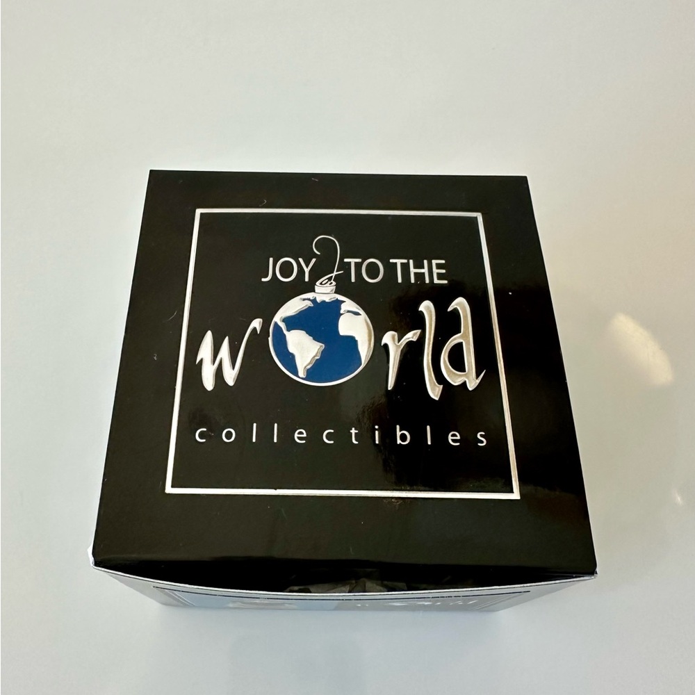 Joy to the World Bah Hum Pug Collectibles Ornament. Brand New In Box. - Picture 9 of 12